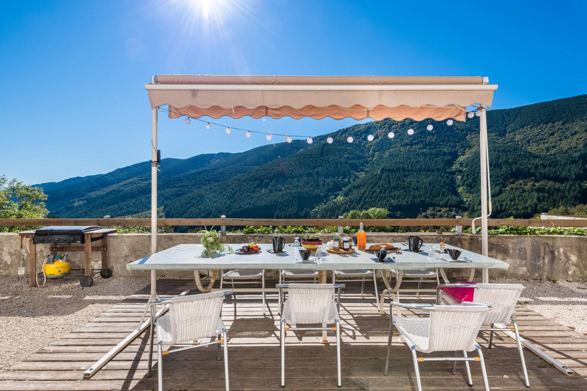 Les Chambres De La Ferme De Chalas Valgorge Exterior foto