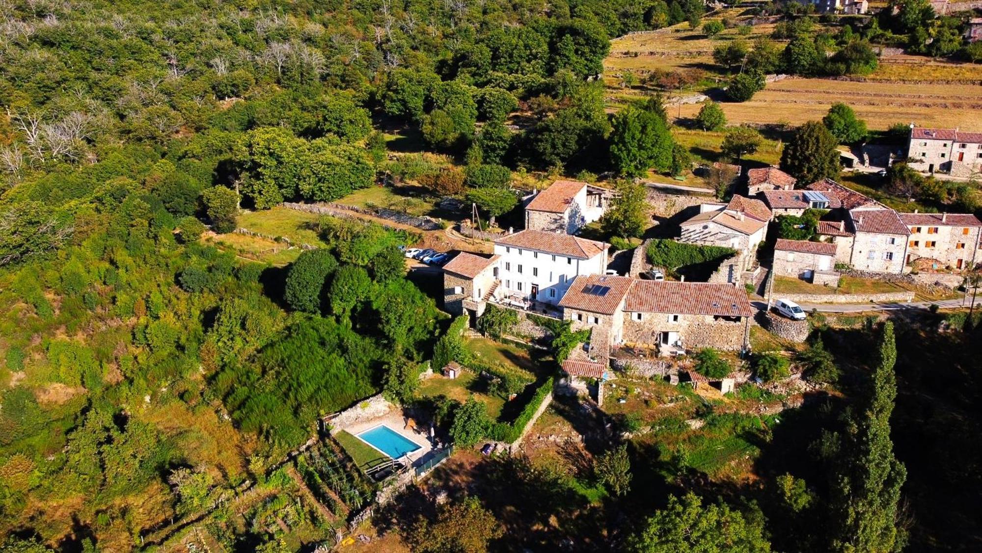 Les Chambres De La Ferme De Chalas Valgorge Exterior foto