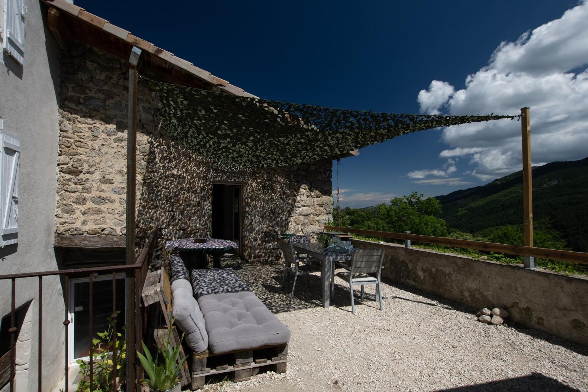 Les Chambres De La Ferme De Chalas Valgorge Exterior foto
